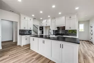 614 Twin Hills Rd, Bridgeport, TX 76426 - Photo 13