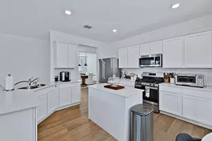 1741 Lake Grove Dr, Little Elm, TX 75068 - Photo 13