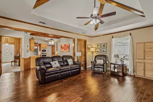 3704 Queenswood Pl, Garland, TX 75040 - Photo 11