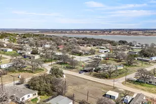 5619 Lake Granbury Trail, Granbury, TX 76048 - Photo 31