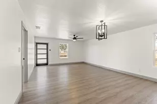 5619 Lake Granbury Trail, Granbury, TX 76048 - Photo 9