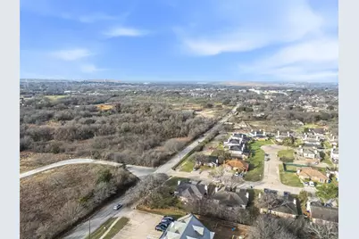 102 Oakwood Lane, Kennedale, TX 76060 - Photo 5