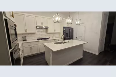 9807 Romo Street, Irving, TX 75063 - Photo 5