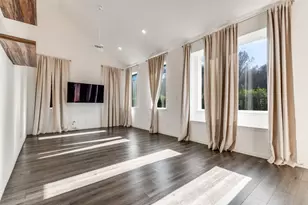 9807 Romo St, Irving, TX 75063 - Photo 3