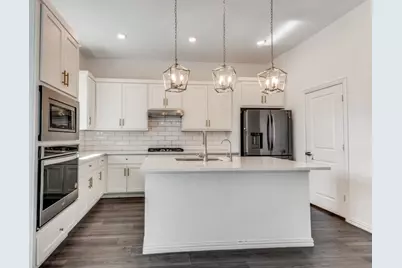 9807 Romo Street, Irving, TX 75063 - Photo 7