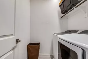 9807 Romo St, Irving, TX 75063 - Photo 25