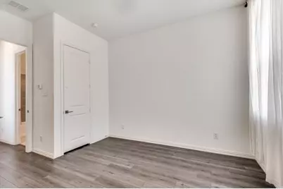 9807 Romo Street, Irving, TX 75063 - Photo 17