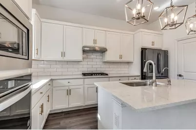 9807 Romo Street, Irving, TX 75063 - Photo 9