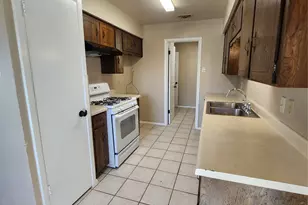 607 Arbor Ln, Lancaster, TX 75134 - Photo 7