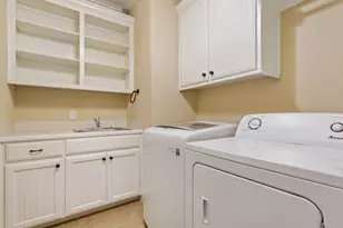 100 Edinburgh, Waco, TX 76712 - Photo 9
