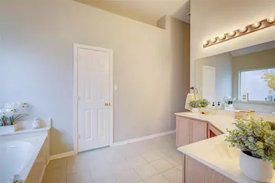 4168 Creekhollow Drive, Carrollton, TX 75010 - Photo 23