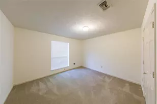 2119 Antibes Dr, Carrollton, TX 75006 - Photo 13