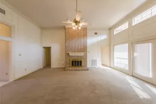 2119 Antibes Dr, Carrollton, TX 75006 - Photo 9