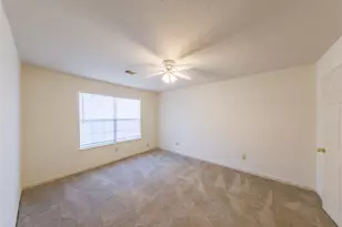 2119 Antibes Dr, Carrollton, TX 75006 - Photo 15