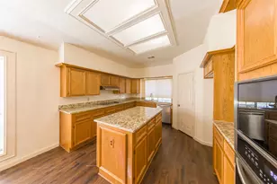 2119 Antibes Dr, Carrollton, TX 75006 - Photo 23