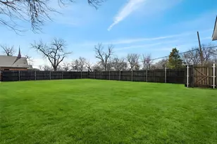 1502 E Ann Arbor Ave, Dallas, TX 75216 - Photo 11