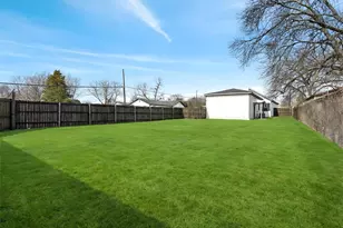 1502 E Ann Arbor Ave, Dallas, TX 75216 - Photo 23