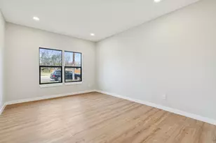 1502 E Ann Arbor Ave, Dallas, TX 75216 - Photo 31