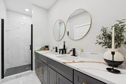 1502 E Ann Arbor Avenue, Dallas, TX 75216 - Photo 9