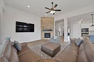 1805 Julian Feild St, Mansfield, TX 76063 - Photo 17