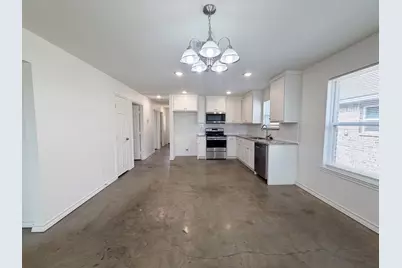 1050 E Burnett Street #2B, Ennis, TX 75119 - Photo 5