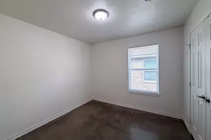 1050 E Burnett St, Ennis, TX 75119 - Photo 13