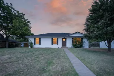 121 Hillside Lane, DeSoto, TX 75115 - Photo 1