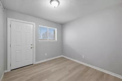 121 Hillside Lane, DeSoto, TX 75115 - Photo 17