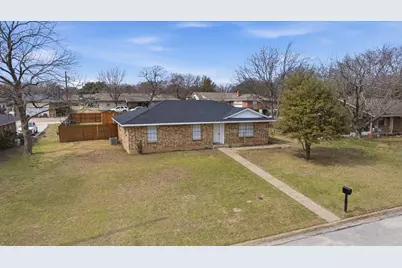 121 Hillside Lane, DeSoto, TX 75115 - Photo 23
