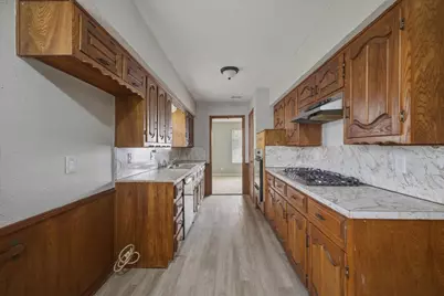 121 Hillside Lane, DeSoto, TX 75115 - Photo 9