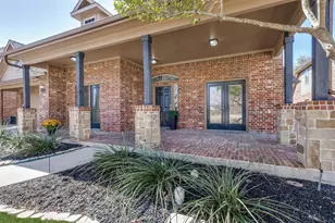 10121 Waverly Ln, Fort Worth, TX 76244 - Photo 3