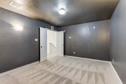 10121 Waverly Lane, Fort Worth, TX 76244 - Photo 13