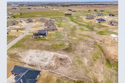 710 Cactus Creek Court, Godley, TX 76044 - Photo 5