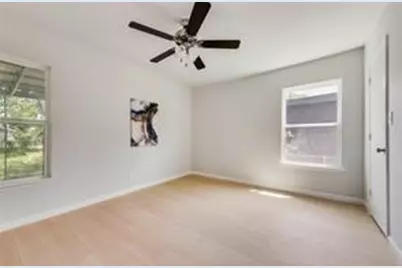 5816 Kilpatrick Avenue, Fort Worth, TX 76107 - Photo 9