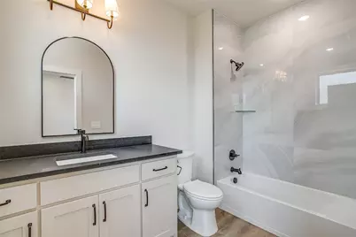 408 Foch Street #100, Fort Worth, TX 76107 - Photo 9