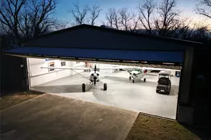 10015 Flight Plan Dr, Granbury, TX 76049 - Photo 39