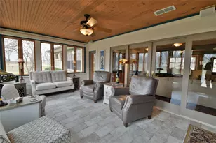 10015 Flight Plan Dr, Granbury, TX 76049 - Photo 17