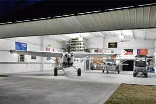 10015 Flight Plan Dr, Granbury, TX 76049 - Photo 33