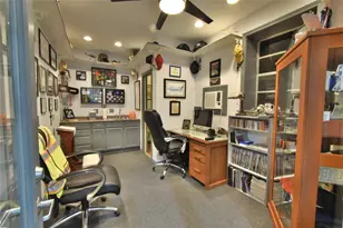 10015 Flight Plan Dr, Granbury, TX 76049 - Photo 35