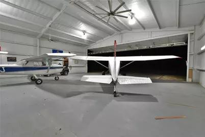 10015 Flight Plan Drive, Granbury, TX 76049 - Photo 37