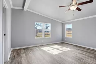 10112 Lavinder Ln, Crowley, TX 76036 - Photo 9