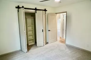 305 Bluebonnet Dr, Grapevine, TX 76051 - Photo 27