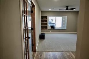 305 Bluebonnet Dr, Grapevine, TX 76051 - Photo 23