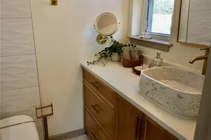 305 Bluebonnet Dr, Grapevine, TX 76051 - Photo 15