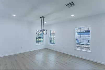 1026 La Clede Street, Bellmead, TX 76705 - Photo 9