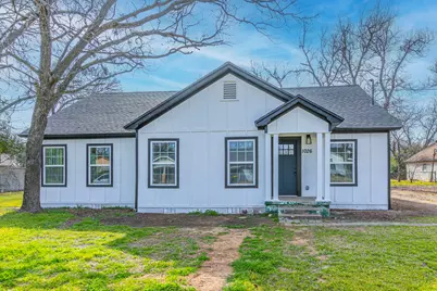 1026 La Clede Street, Bellmead, TX 76705 - Photo 1