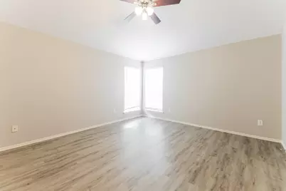 2049 Hollow Creek Drive, Dallas, TX 75253 - Photo 13