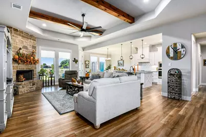 1024 Pioneer Crossing, Weatherford, TX 76088 - Photo 3