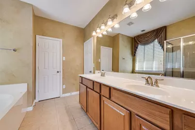 2467 Harbour Drive, Grand Prairie, TX 75054 - Photo 19