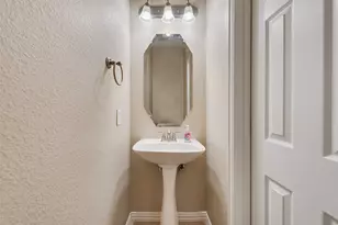 2467 Harbour Dr, Grand Prairie, TX 75054 - Photo 15